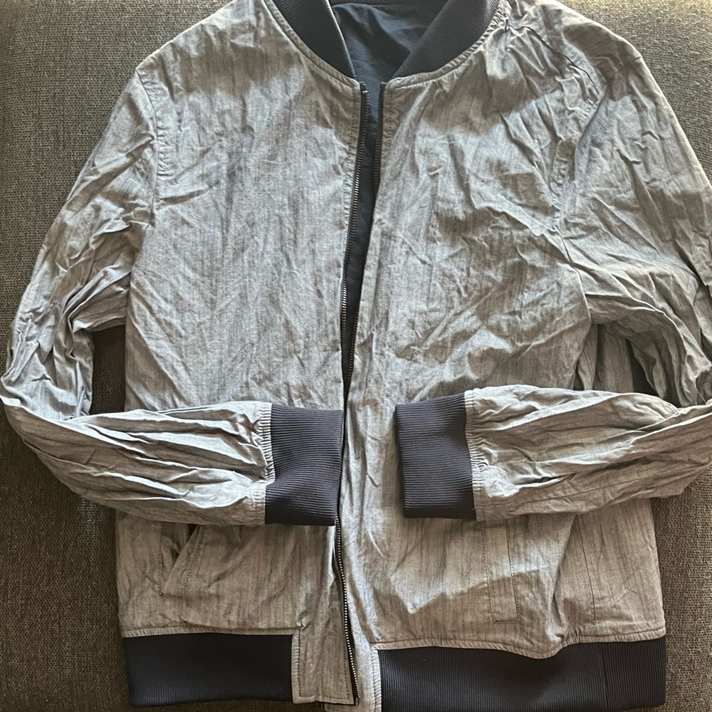 Reversible Blue Bomber Jacket – Stylish and Versatile Size Large